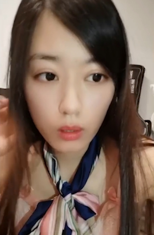 蜜桃睡不醒：25v视频，20分钟每集，百度搜索115次，79人收藏