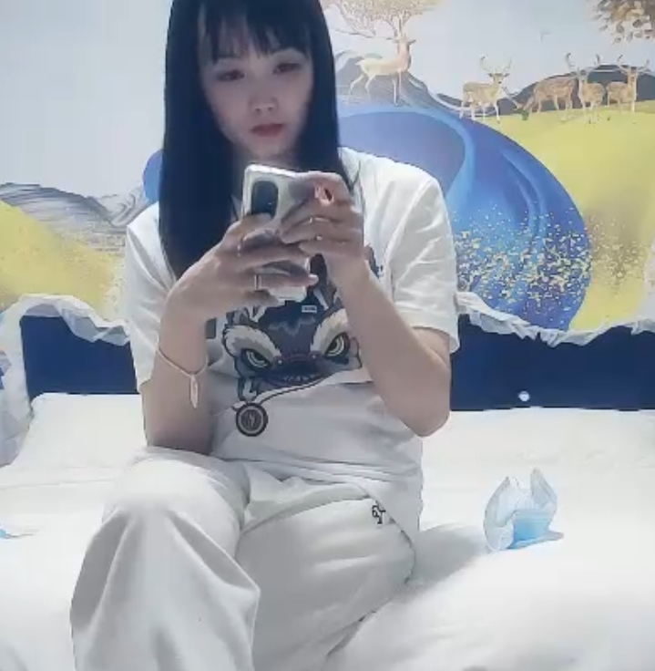 小天七天探花视频合集，229个视频，192GB精华补充，珍藏必备！