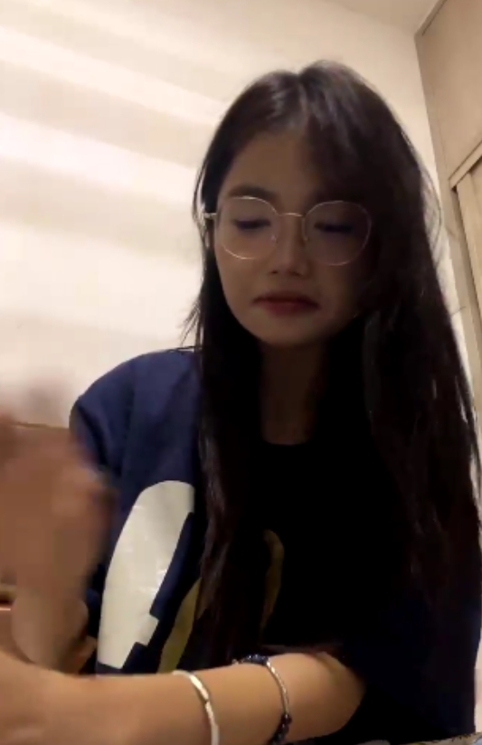 眼镜学妹宿舍直播十四诗最新合集138V118.8G，精彩互动