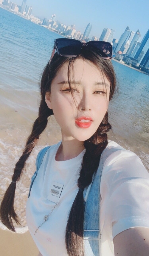 一只萌宠抖音自拍50G合集88部超火辣