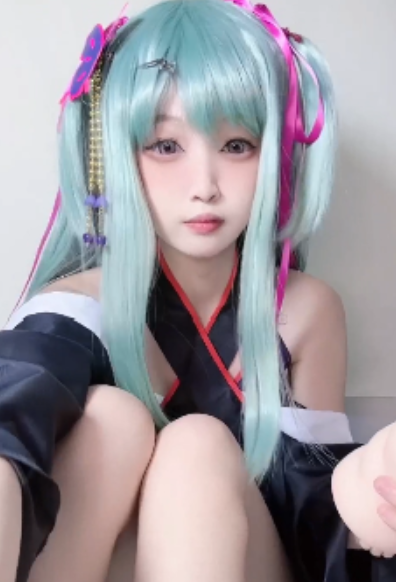 丛雨露骨互动11V放飞合集1.19G品过都说佳