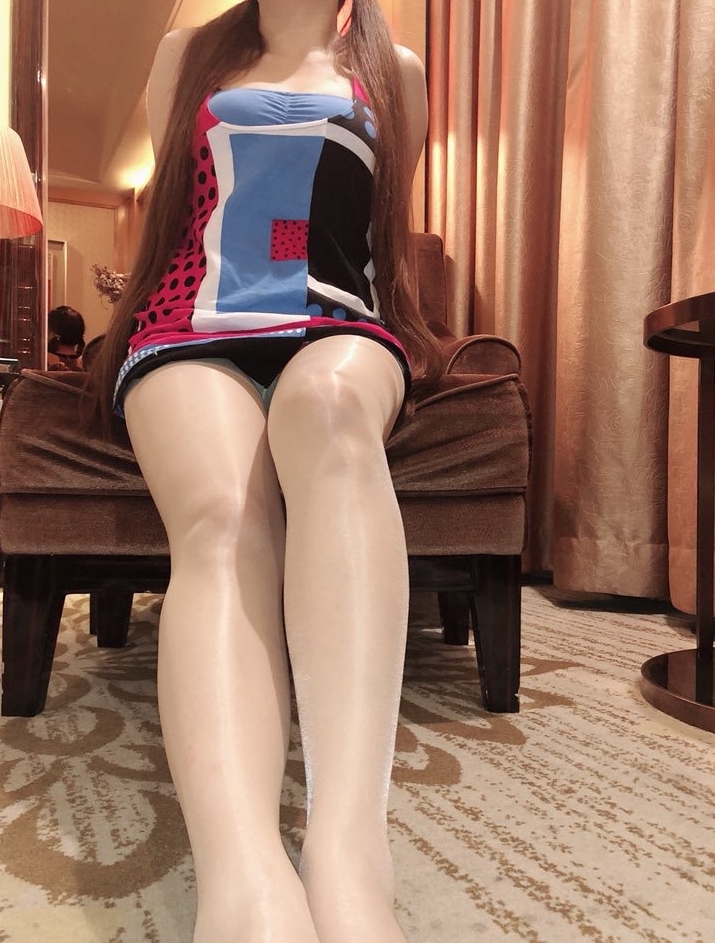 推特91油亮丝袜控91桃夭yenaifa小合集视频图片GIF4G百度盘