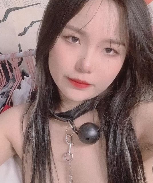 周周乖崽快手私拍2.27G软萌定制