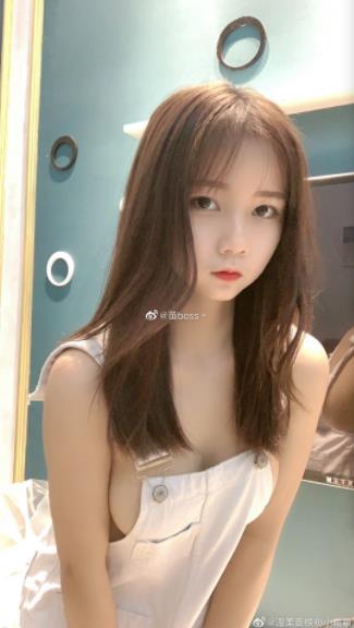 快手苗老师绝版合集45部1.4G宝藏展示