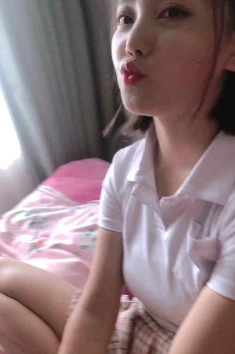 82社区依云纯欲风视频合集88部50G蜜桃臀