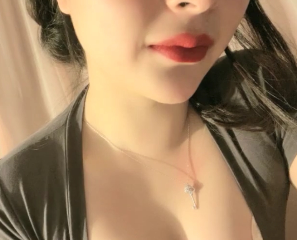 超嗲小奶瓶会所实录37部30G顶级珍藏