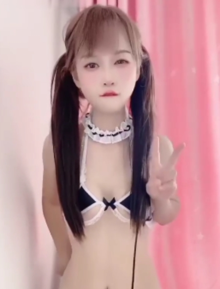 快手穿云雪闺蜜私拍定制17部165M深夜福利