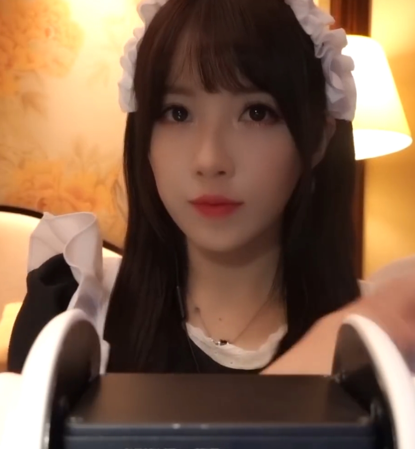 小女巫露斗鱼直播录屏37部37.4G深夜补档