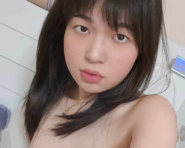 微博俞喵喵私拍合集20部2.7G绝赞