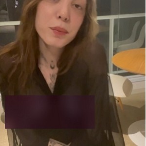 伪娘EmaMoscardini推特93部16G合集太会玩了