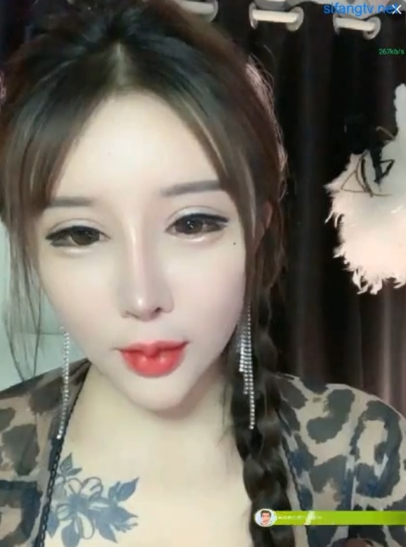 小白白珍藏版私密视频3V3.38G推特展示