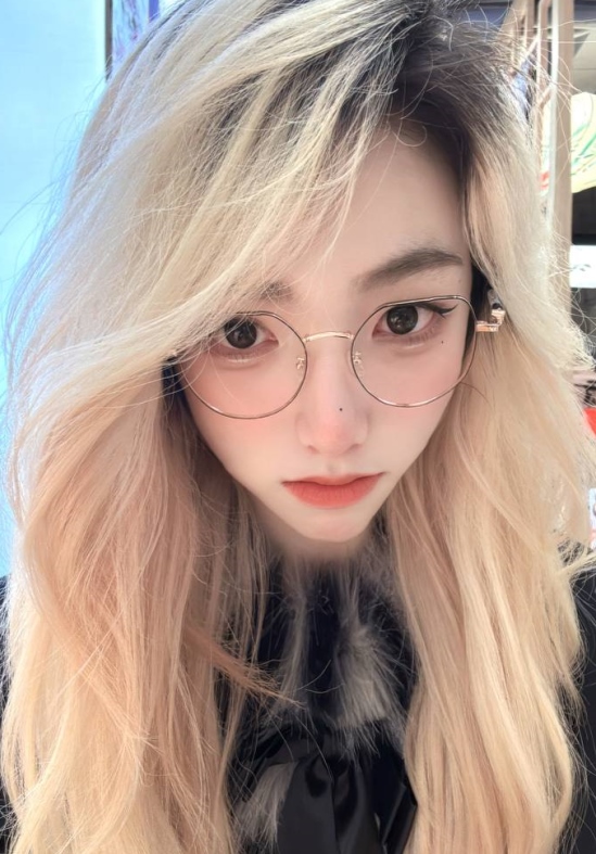 pikpak语柔TS合集40部5.54G火辣诱人