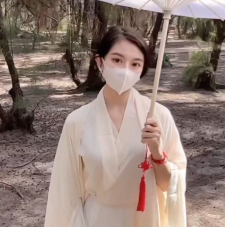 西瓜不见星空流口水视频84部84.6G