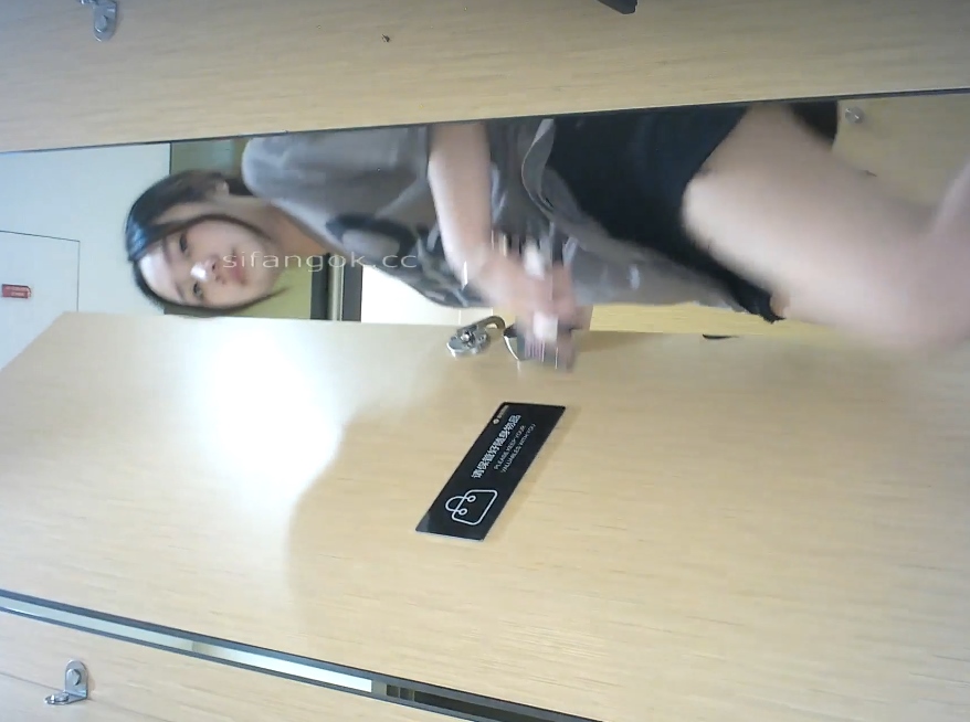 私房三月酒吧实录纹身妹多角度镜头437.9MB优质珍藏