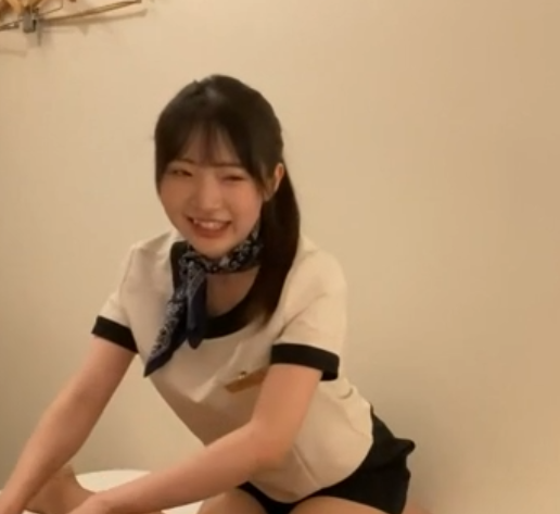 138.2GYutty監督505部约会学生妹超上头