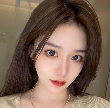 某推顶级神颜身材网红（Babanaix）自娱自乐秀