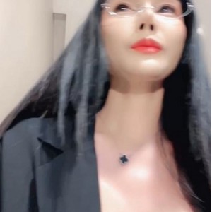 长腿女模特小嗨嗨呀天府女神足艺互动合集72V77.5G绝了