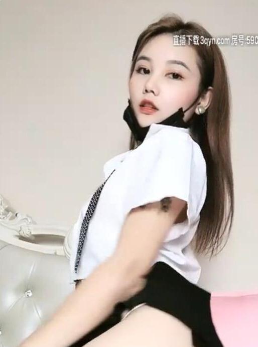 7.3G甜美翘臀一对一合集虎牙啵啵奶茶88部嫩到腿软